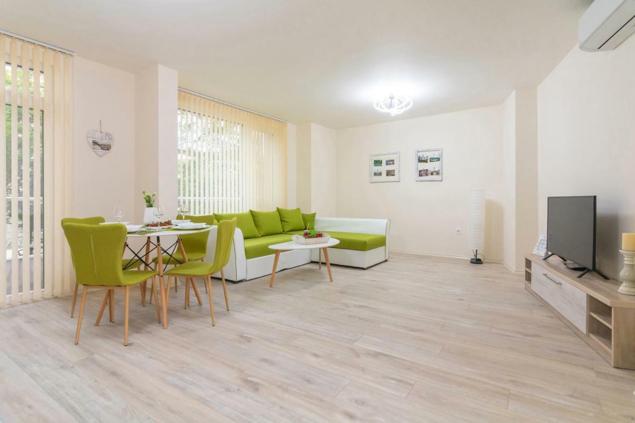 Domus Apartments Grand Plovdiv Eksteriør bilde