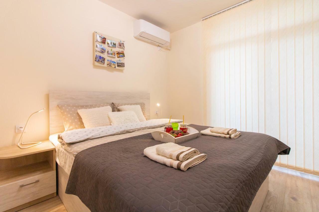 Domus Apartments Grand Plovdiv Eksteriør bilde